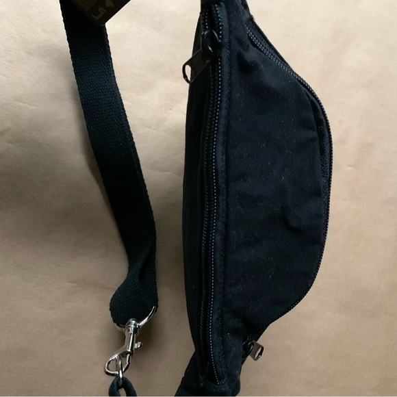 Vintage Calvin Klein CK One Waist Bag - Picture 4 of 5